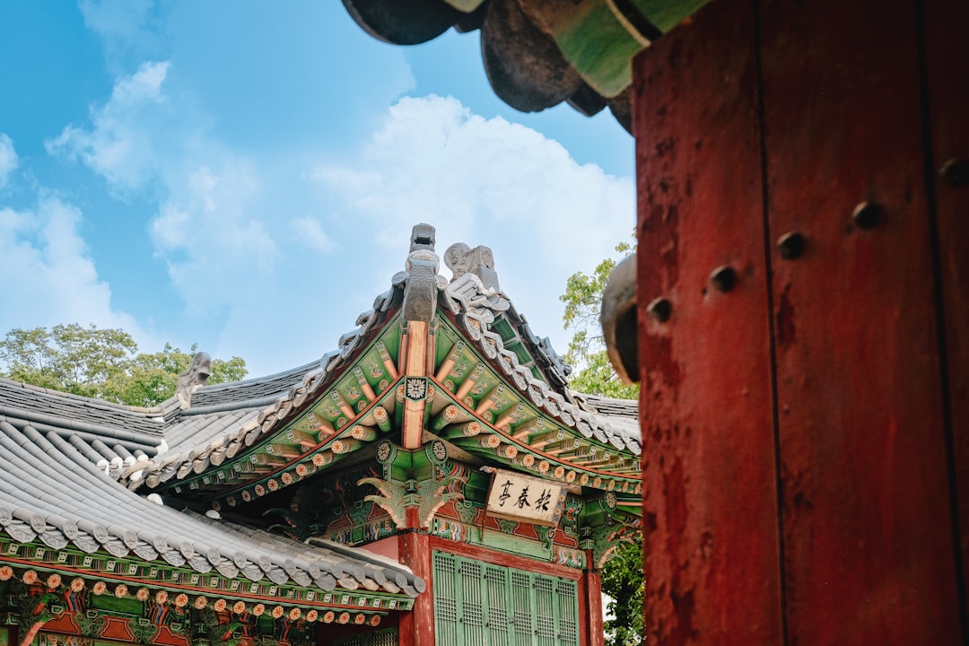 전통 한옥 및 한복 소품